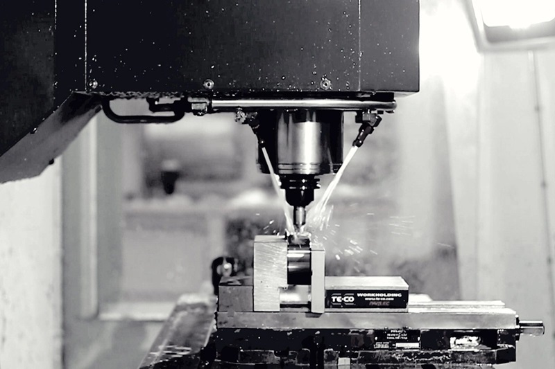 Dấu hiệu hư trục chính máy phay CNC